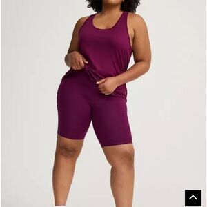 Torrid Performance Core V-Band Active Bike Shorts